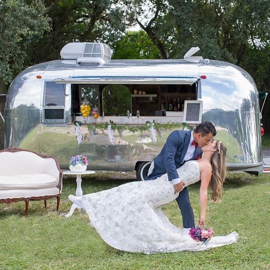 Wedding couple at the STARBAR NY Airstream mobile bar